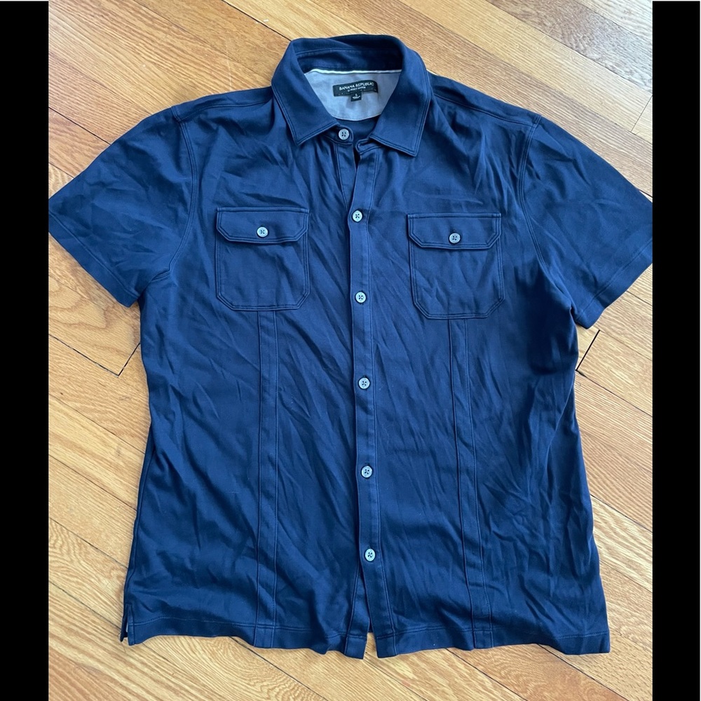 COPY - Banana Republic luxury touch pocketed polo - L